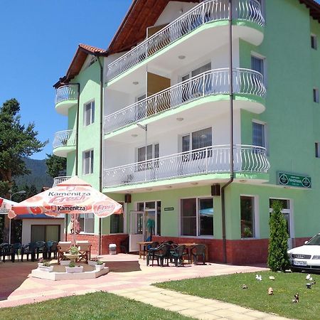 Family Hotel Panorama Sarnitsa ภายนอก รูปภาพ