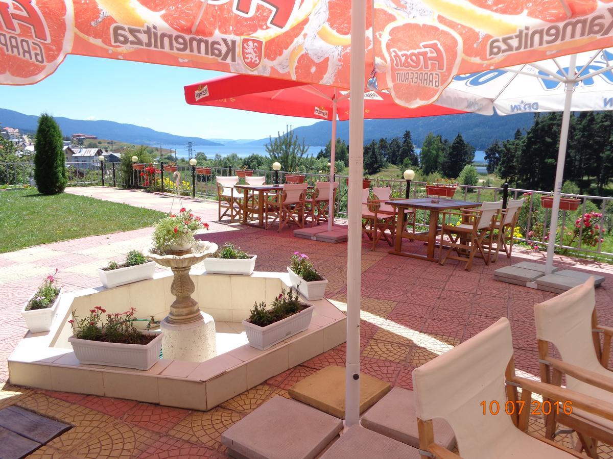 Family Hotel Panorama Sarnitsa ภายนอก รูปภาพ